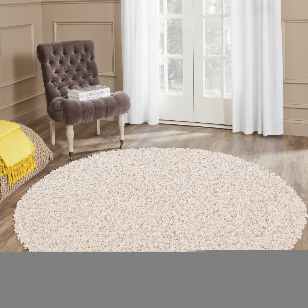 Veloria Round Cream Rug