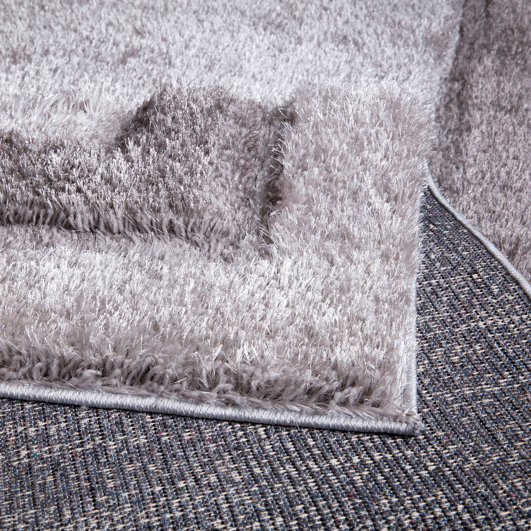 Bordara Silver Rug