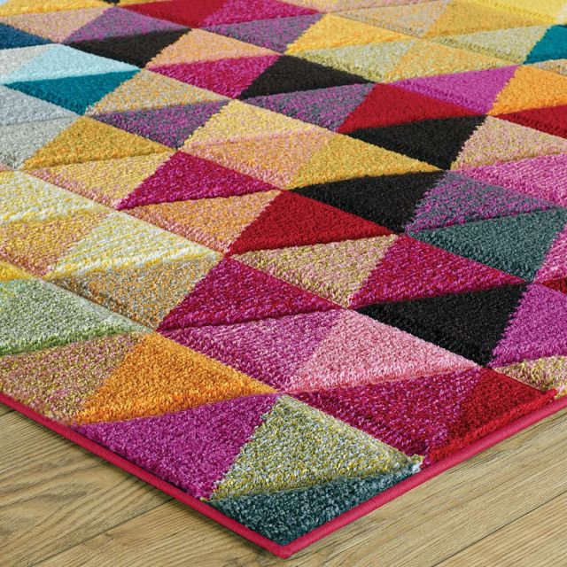 Piccadilly 526 X Rug close view from the borders