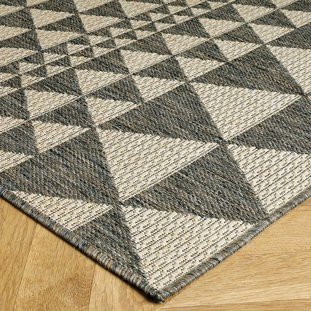 Moda Prism Grey Rug close view from the borders