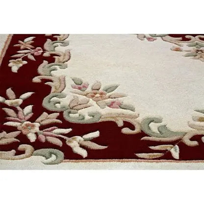 Royal Cream/Red Rug close view from borders