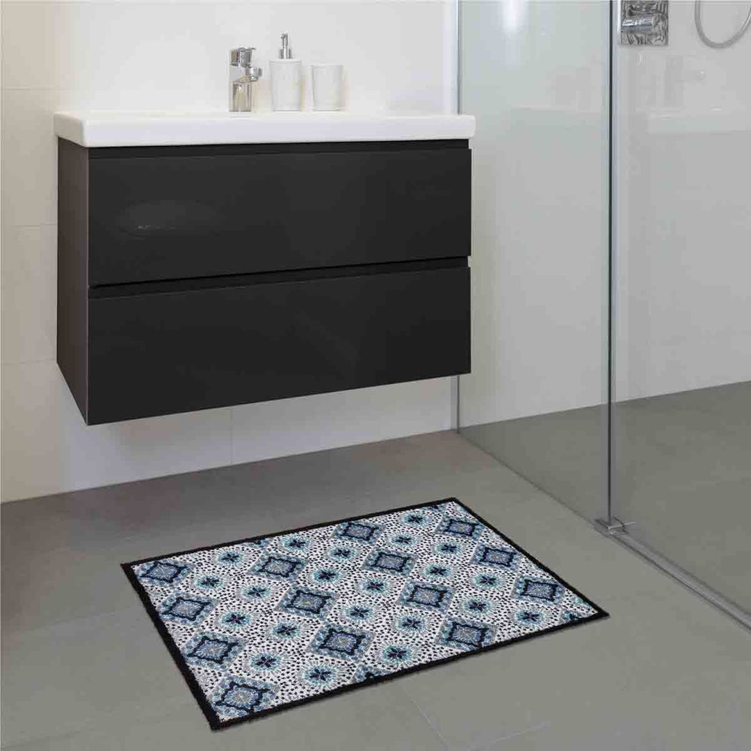 A Bathroom Mat with Blue Tile design