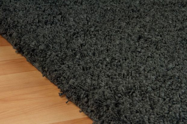 Serene Charcoal Rug view from borders